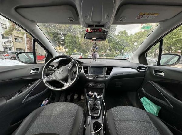 Veicolo Opel Crossland - Tribunale del Commercio N°2 di Cadice -1