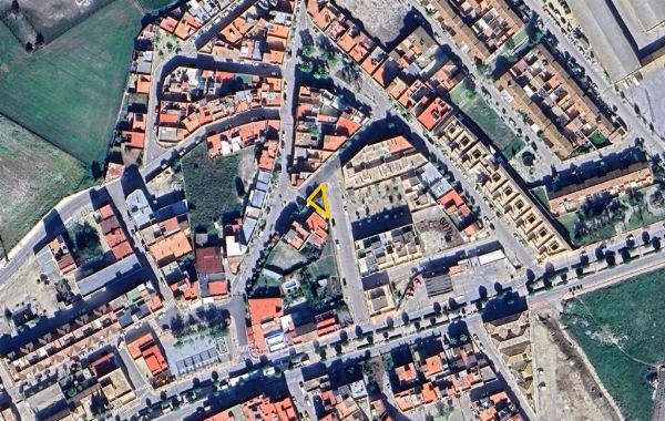 Terren urban situà in Arcos de la Frontera - Giudici de la Mercant N°1 de Cadiz