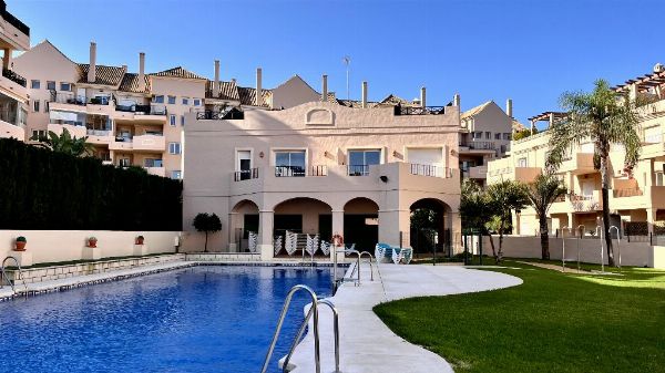 Lokal och garageplatser i Manilva - Handelsdomstolen Nr 1 i Cádiz