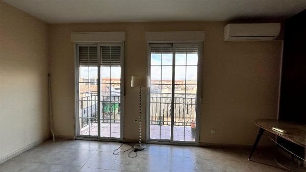 Vivienda con plaza de garaje y un trastero en Cijuela - Juzgado de Primera Instancia e Instrucción Nº3 de Santa Fe