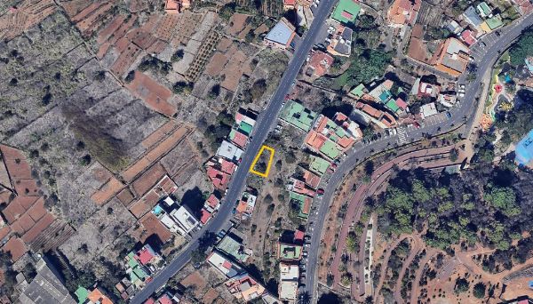 Un local comercial y distintos terrenos urbanos en Santa Cruz de Tenerife - Juzgado de lo Mercantil Nº 1, de Santa Cruz de Tenerife