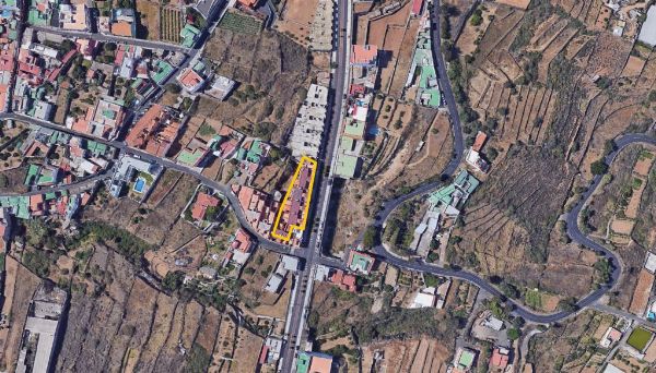 Un local comercial y distintos terrenos urbanos en Santa Cruz de Tenerife - Juzgado de lo Mercantil Nº 1, de Santa Cruz de Tenerife