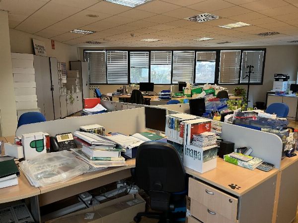 Oprema za grafično uporabo, logistična oprema in pohištvo - Sodišče za gospodarske zadeve št. 7 v Madridu