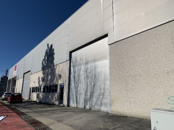 Dos Naves industriales en Ventoxo y Cachafeiro - Pontevedra - Juzgado de lo Mercantil Nº1 de Pontevedra