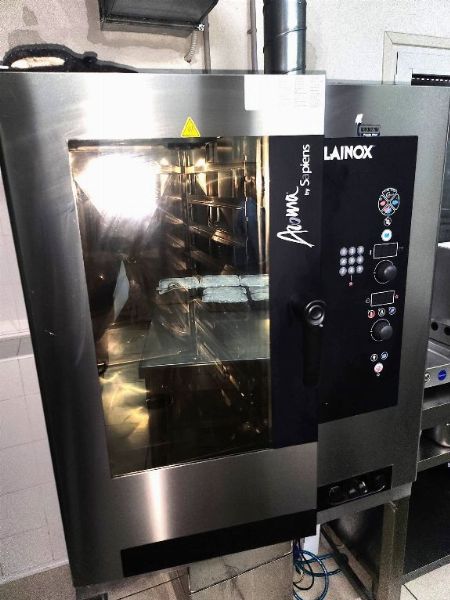 Kalusteet ja Laitteet Ravintolatoimintaan - Oikeudellinen Myynti 11/2024 - Reggio Calabrian Tuomioistuin - Myynti 2