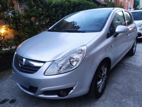 Opel Corsa - Peugeot 307 SW - Контролирана Ликвидация №4/2024 - Съд на Пиаченца