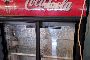 Nr. 2 Bar-Tischsets und Nr. 2 Coca-Cola-Kühlschränke 5