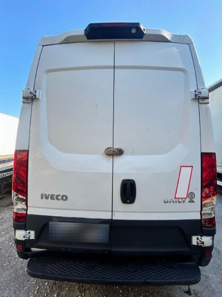 Furgon IVECO 35S15 - Imovina iz Leasinga - Intrum Italy S.p.A
