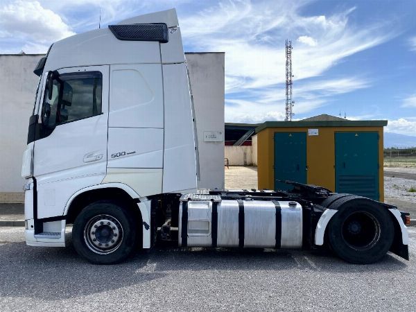 A VOLVO Truck and a Hispania Motorcycle in Granada - Commercial Court No. 2 of Granada