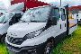 Автомобил IVECO 35C16H 3.0D со Тристраничен Подигнувач 3