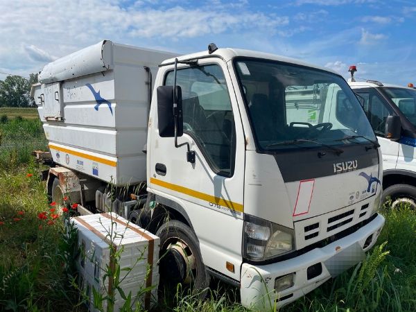 Auto, semirimorchi e - autocarri trasporto rifiuti - Liquidazione Coatta Amministrativa n.179/2023 - Ministero delle Imprese e del Made in Italy - Vendita 4