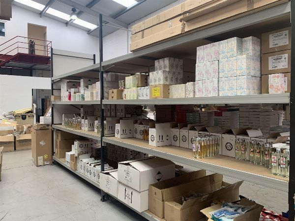 Разнообразие косметических продуктов, аксессуаров и специализированного ухода - Суд по коммерческим делам NN№2 в Ла-Корунье
