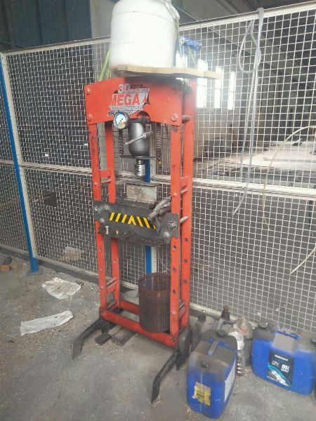 Installazione di impianti di telecomunicazione - Attrezzature e materiali - Liquidazione Giudiziale 3/2025 - Tribunale di Bolzano
