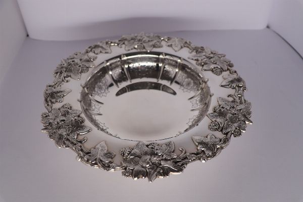 Decorative Objects in Sterling Silver and Crystal - Commercial Court No. 1 of A Coru&ntilde;a