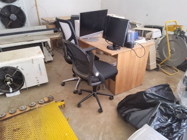 Carello elevatore, transpallet elettrico - Arredi e attrezzature d'ufficio - Liquidazione Giudiziale n. 32/2025 - Tribunale de Latina