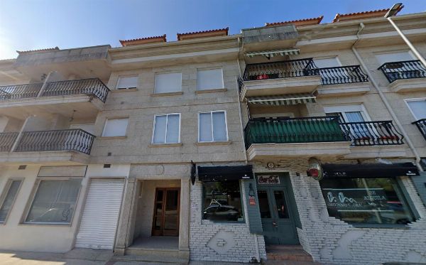 Vivienda con plaza de garaje y bodega en Nigrán, Pontevedra - Venta Privada - 1