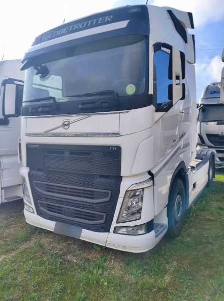 Tracteur routier Volvo, Citroen Jumpy et Remorques Krone - biens matériels provenant de leasing
