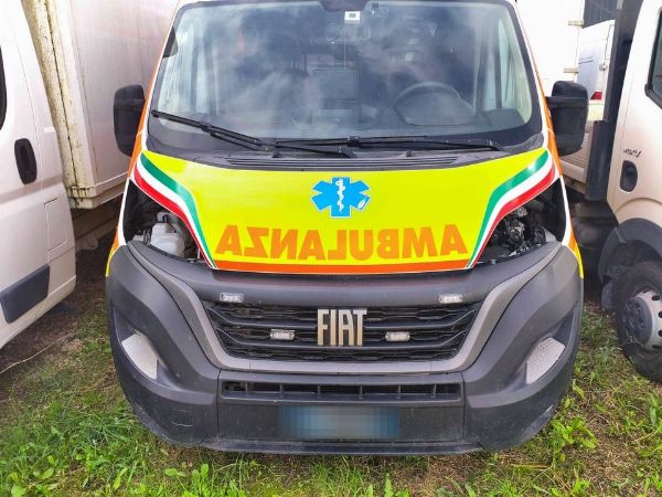 Renault Maxity dhe Ambulanca FIAT Ducato - pasuri të tjera të ardhura nga leasing