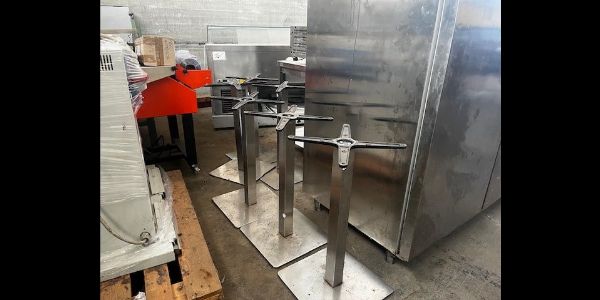 Mobili e Equipamentos para Restaurantes - Bens Instrumentais de Leasing - Intrum Italy S.p.A