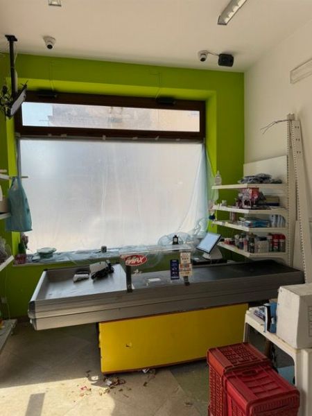 Mobilier și echipamente pentru minimarket - Lichidare judiciară 13/2025 - Tribunalul din Termini Imerese - V&acirc;nzare 4