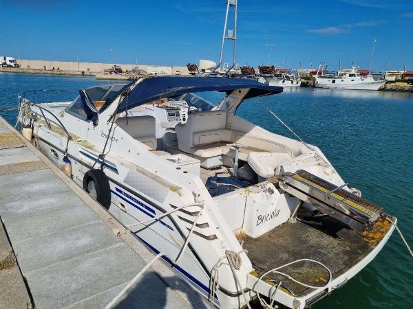 Cranchi 40 Mediterranee hajó - Csőd 44/2015 - Fermo Bíróság