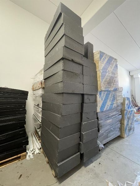 Finestre Velux e panelli isolanti - Liquidazione Giudiziale 15/2025 - Tribunale di Trento - Vendita 4