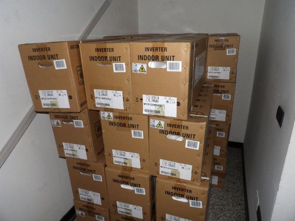 Klimatizacijske jedinice i uredski namještaj - Skladište komponenti za klimatizacijske sustave - Sudska likvidacija br. 28/2025 - Sud u Veneciji - Prodaja 2