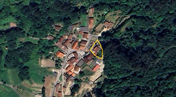 Cuota del 33% de una vivienda independiente en Caldas de Reis (Pontevedra)- Juzgado Mercantil N&ordm;2 De Pontevedra
