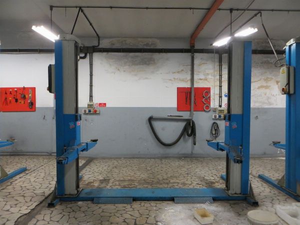 Ponti sollevatori e robba d’ufficio - Liquidazione Giudiziale n.45/2025 - Tribbunale de Bari - Vendita 3