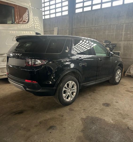 Land Rover Discovery Sport - Betriebsmittel aus Leasing - Intrum Italy S.p.A - Verkauf 2