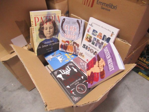 Stock di Libri, Testi, Gadget e Articoli da Regalo - Circa 17.000 articoli - Liquidazione Coatta Amministrativa - Tribunale di Venezia - Vendita 3