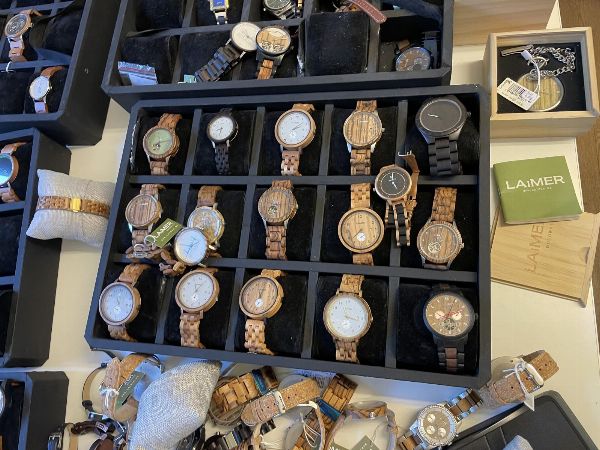 Parti med klokker, Apple Watch-reimer og smykker - Konkurslikvidasjon 35/2025 - Tingretten i Bolzano - Salg 3