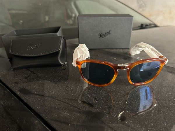 Sonnenbrillen, &ndash; Autos, M&ouml;bel und Ausr&uuml;stung &ndash; Gerichtliche Liquidation Nr. 81/2025 &ndash; Gericht von Trani &ndash; Verkauf 3