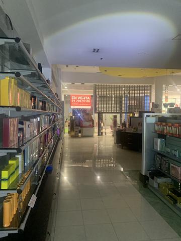 Locale comercial situ&agrave; in un Centro Comercial a Lal&iacute;n - Tribunal de lo Mercantil N&deg;2 de Pontevedra
