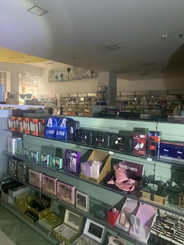 Locale comercial situ&agrave; in un Centro Comercial a Lal&iacute;n - Tribunal de lo Mercantil N&deg;2 de Pontevedra