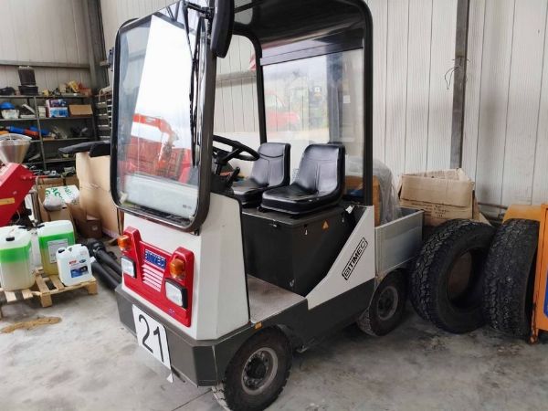 Gaffeltrucker og elektrisk traktor - driftsmidler fra leasing - Salg 8