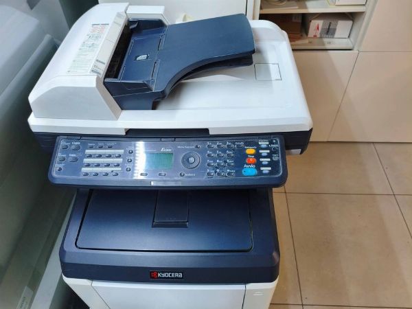 Elettrònica, scaffalaturi, - Arredi d’uffìciu - Liquidazzioni Giudiziali n. 440/2025 - Tribbunali di Roma