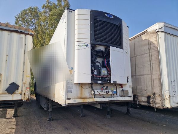 Tractores de carretera, camiones y - Semirremolques isot&eacute;rmicos - Quiebra 79/2020 - Tribunal de Catania