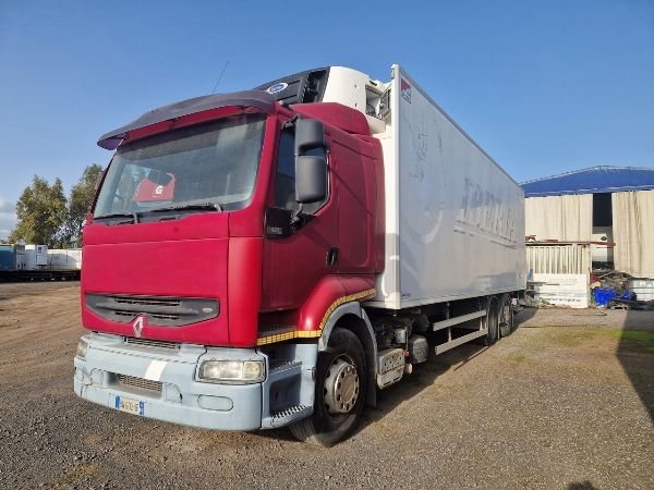 Tractores de carretera, camiones y - Semirremolques isot&eacute;rmicos - Quiebra 79/2020 - Tribunal de Catania