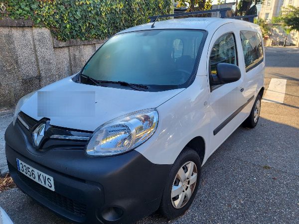 Three Vans, tools, IT equipment and various furniture in Pontevedra - Commercial Court No. 3 of Vigo
