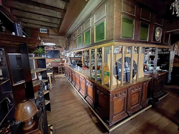 M&ouml;bel und Ausstattung f&uuml;r die Gastronomie - Gerichtliche Liquidation 19/2026 - Gericht Padua - Verkauf 2