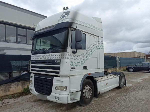 Cestni vlačilec DAF XF 105 - Sodna likvidacija 218/2024 - Sodišče v Cataniji - Prodaja 2