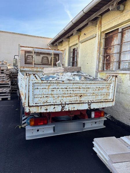 Auto e Cammiune - Liquidazzione Giudizziarie n. 69/2025 - Tribbunale de Trane