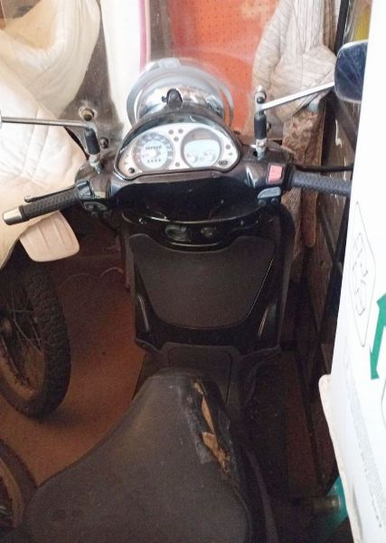 Piaggio Beverly - Sekalaiset varusteet - Konkurssi nro 79/2012 - Latinan tuomioistuin - Myynti 2