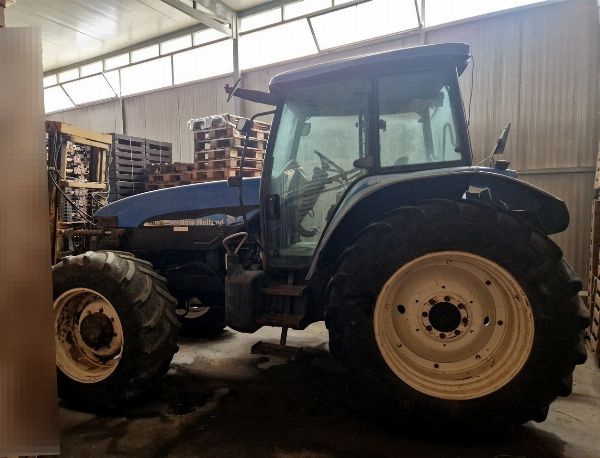 Linia pakowania skrzynek - Ciągnik New Holland - Samochody ciężarowe i sprzęt - Likwidacja sądowa 45/2025 - Sąd w Syrakuzach - Sprzedaż 2