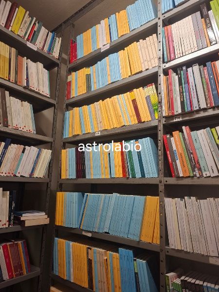 Απόθεμα βιβλίων, δοκιμίων και CD-Rom - Μοτοσικλέτα Honda Forza - Δικαστική Εκκαθάριση αρ. 806/2025 - Δικαστήριο Μιλάνου - Πώληση 2