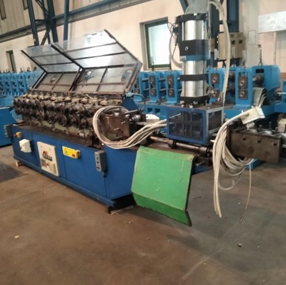 Lavorazioni metalliche, - Macchinari e attrezzature - Vendita da Privato