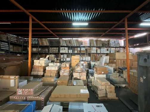 Existències de magatzem - Materials de construcció, ferreteria i accessoris hidràulics - Venda privada - Venda 2