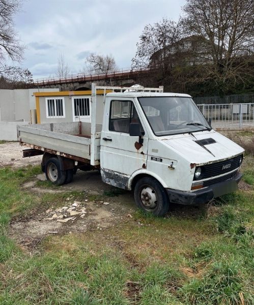 Fabrică de produse lactate, utilaje și echipamente - Instalație fotovoltaică și autovehicule - Lichidare judiciară nr. 1/2025 - Tribunalul din Potenza