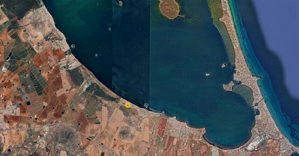 Cinco Garajes ubicados en Cartagena, Murcia. 